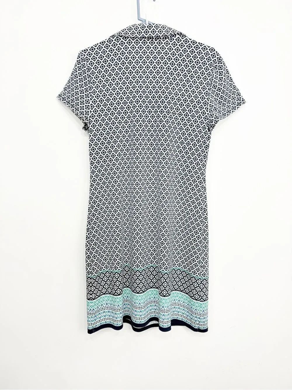 Max Studio Blue Complimentary Print Geometric Short Sleeve Midi Shift Dress - Picture 7 of 12